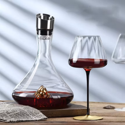 Cálice de vidro artesanal e decantador de vinho de vidro